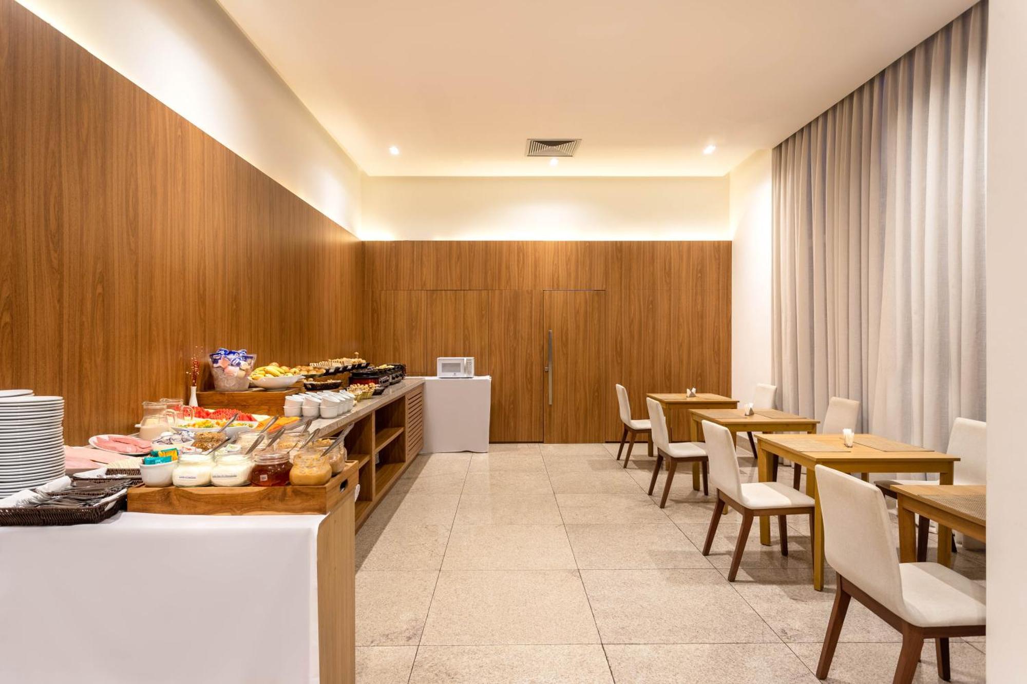 Ramada By Wyndham Alvorada 4*